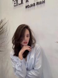 -东秀护肤造型