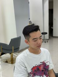 -Esmi艾丝米专业美发沙龙