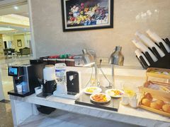 -名流健康高端体检中心·名宾门诊·健康管理