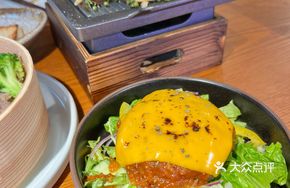 Bolognese Cheese Beef Patties