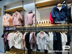 -王府井奥莱临潼小镇(临潼店)