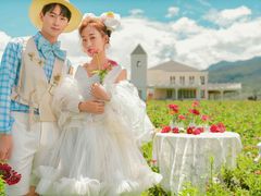 -爱我旅拍婚纱摄影(大理店)