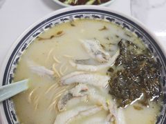 -明呈黄鱼面馆(斜土路店)
