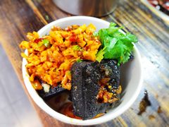 -黑色经典臭豆腐·湖南特产(坡子街店)