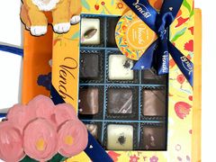 -VENCHI 闻绮(北京国贸商城店)