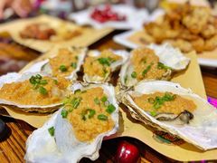 蒜蓉粉丝烤生蚝-蚝堡海鲜·威海菜·海肠捞饭·烧烤·亚洲吃蚝公司(幸福门店)
