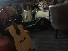 -三叶草爱尔兰咖啡吧