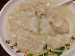 刀鱼馄饨-老半斋(福州路店)