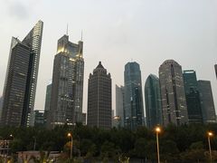 -陆家嘴空中步行连廊