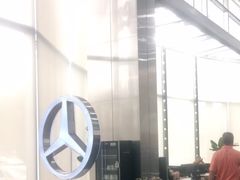-奔驰上海利星(七宝店)