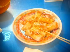 拌肠粉-憶廟街 X 沙角邨(太古城店)