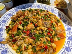 -小三峡食府(西五路店)