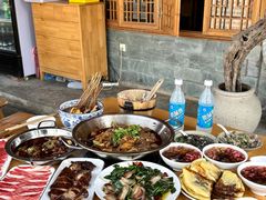 -大众跷脚牛肉馆·非遗传承单位(峨眉山店)