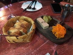 鹅肝-羽深肉铺 Steak & Wine