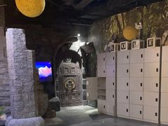 -暴风岛沉浸式体验馆(百联世纪店)