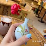 吃掉彩虹蛋糕拥有七彩的梦