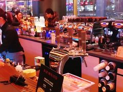 -星巴克臻选(上海合生汇1F店)