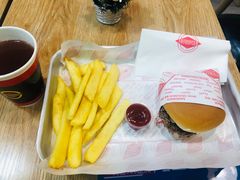宽薯条-FATBURGER 特富客汉堡(外交公寓店)
