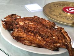 烤虹鳟鱼-何适山庄 ·可团建(水长城P2停车场店)