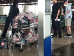 -日上免税店(三径路t3店)