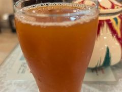 -汗腾格里·风味餐厅(新疆驻京办店)