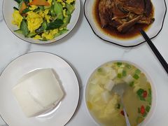-爱月宝月嫂·育儿嫂(哈尔滨总店)