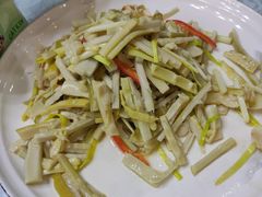 -六和聚传统烤鸭.天津菜(和平店)