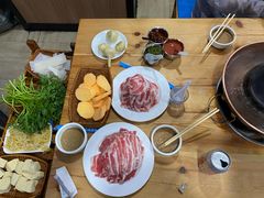 白开水刷肉-元盛居(亚泰大街店)
