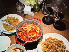 -肆海小川菜酒馆Wine Bistro (青年路店)