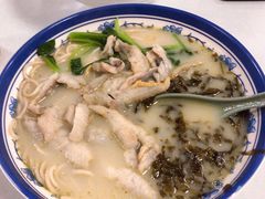 -明呈黄鱼面馆(斜土路店)