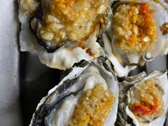 -蚝哥花姐湛江烤生蚝(美丽湾市场店)