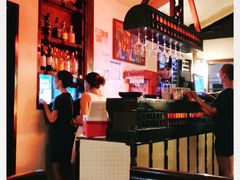 -Trattoria Altrove