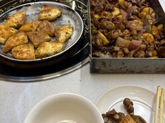 -老东镇啤酒屋海鲜加工·蒸汽海鲜·海鲜烧烤(台东店)