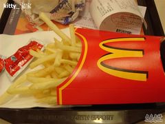 -麦当劳(世界城广场店)