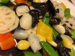 -巴扎美食·新疆菜·西域歌舞表演餐厅(新疆大厦店)