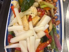 -田家大院东北农家菜铁锅炖(西安总店)