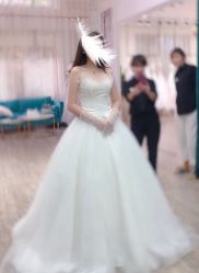 点击看大图 -派丽莫Pellimo原创设计婚纱品牌