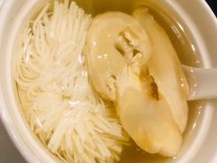 松茸清炖菊花盅-翠湖宾馆·中餐厅