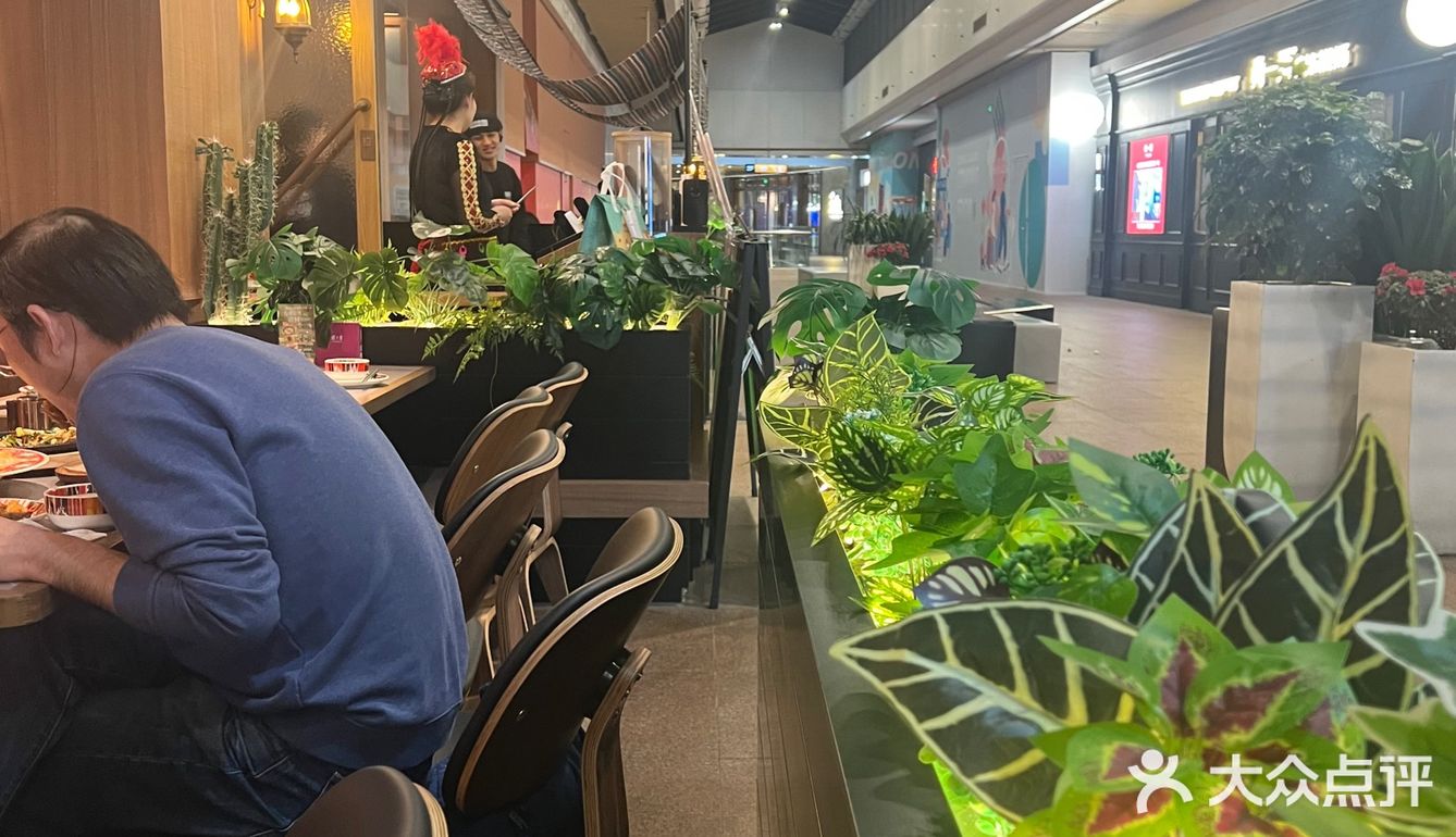 新疆菜中的辣子鸡很绝！
