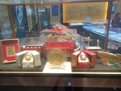 -老凤祥银楼(万嘉商业广场店)