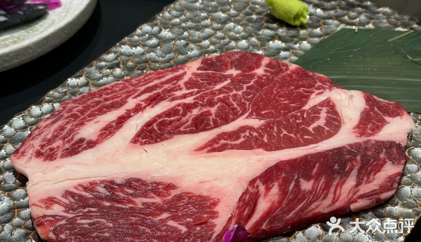 烤肉新店打卡🙋🏻‍♂️营养均衡的一顿晚餐很开心呀🙋🏻‍♂️