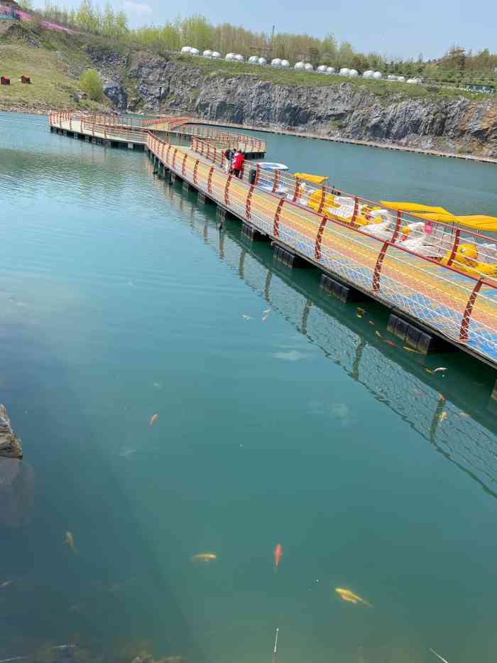 镇江长山薰衣草彩虹小镇景区