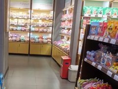 -良品铺子(五角场万达店)