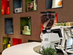 -潮一不贰·法式甜品·生日蛋糕·西式简餐(外滩店)