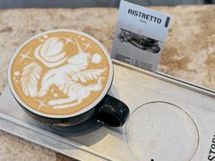 -Roast8ry Coffee Lab