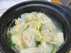 -馋三尺蟹粉小笼(人民广场店)