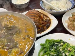 -余杨鸭鸭餐厅