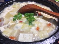石锅石林竹笋煨豆腐乐-雀舞云南菜(乐客城店)