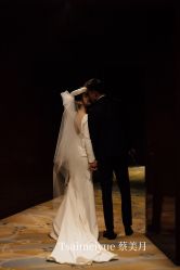 -台湾蔡美月婚纱租赁