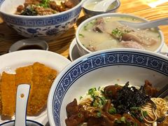 -沪西老弄堂面馆(定西路店)